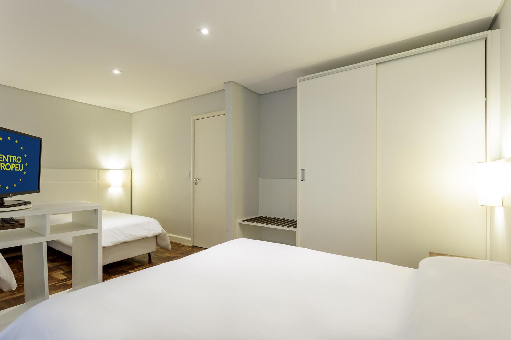 Centro Europeu Hotel 3*